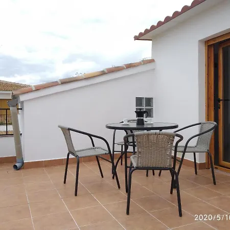 Casa Miguel Y Petra * Peal De Becerro